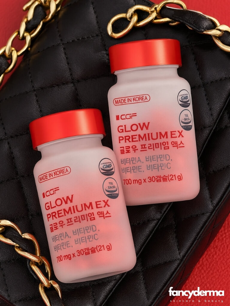 Viên Uống Trắng Da CGF GLOW AND BEAUTY PREMIUM EX 21g trên túi xách cao cấp, sang trọng